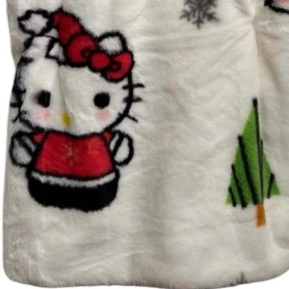 Sanrio Hello Kitty Christmas Holiday Throw Blanket 🎄